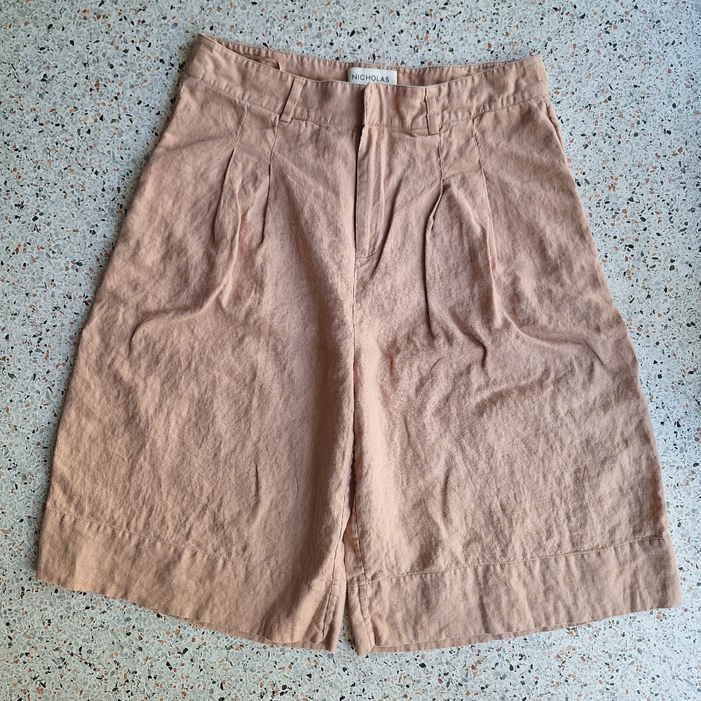 Nicholas Delfina Longline‎ Linen Short - Picture 3 of 11